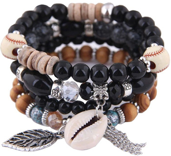 Set de brățări cu margele din frunze de scoici