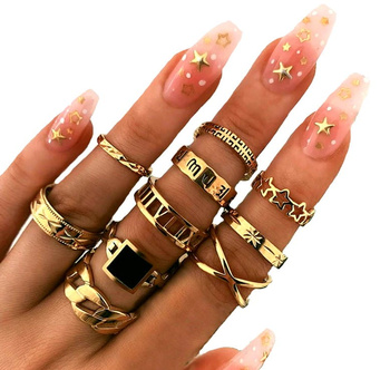 Set de inele retro din aur punk